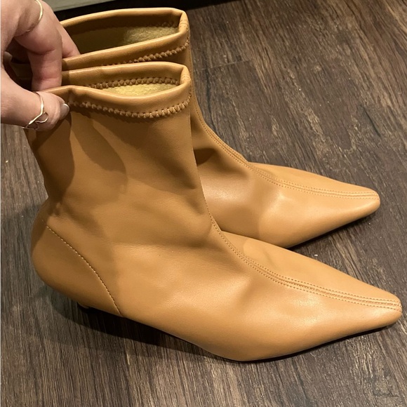 Anthropologie Kitten Heel Boots - Picture 3 of 4